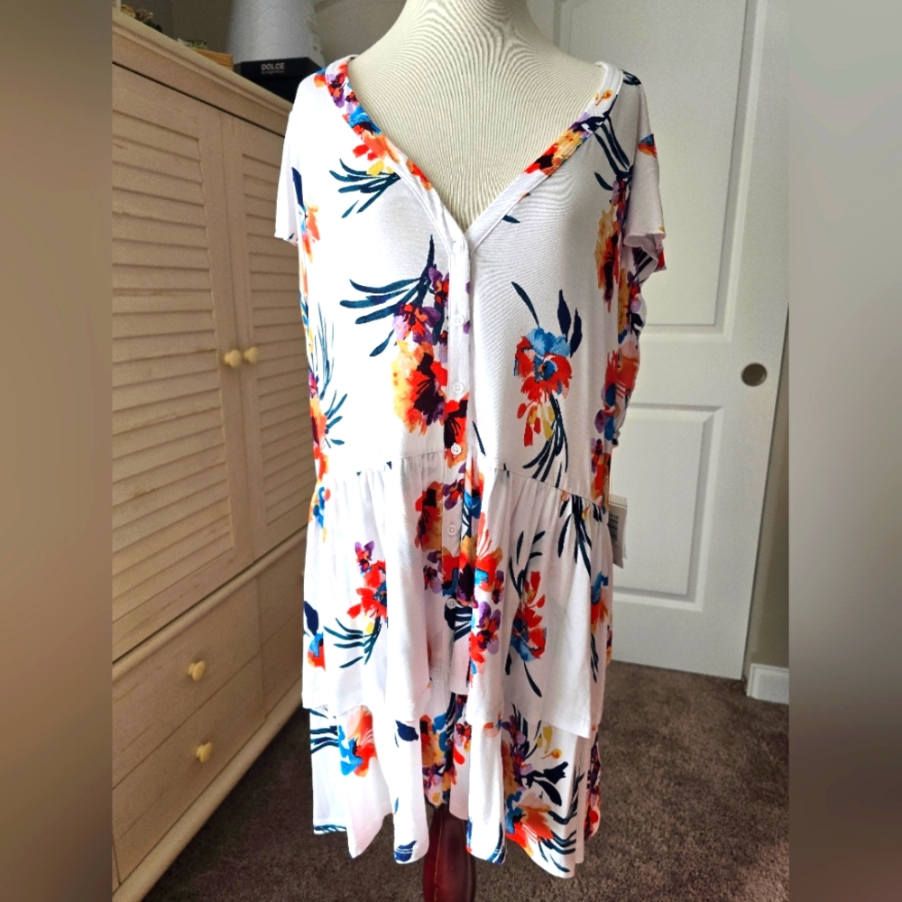 NWT white floral Torrid baby doll top 5X